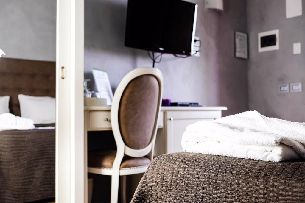 Sweet Life Bed & Breakfast Peschiera del Garda Dış mekan fotoğraf